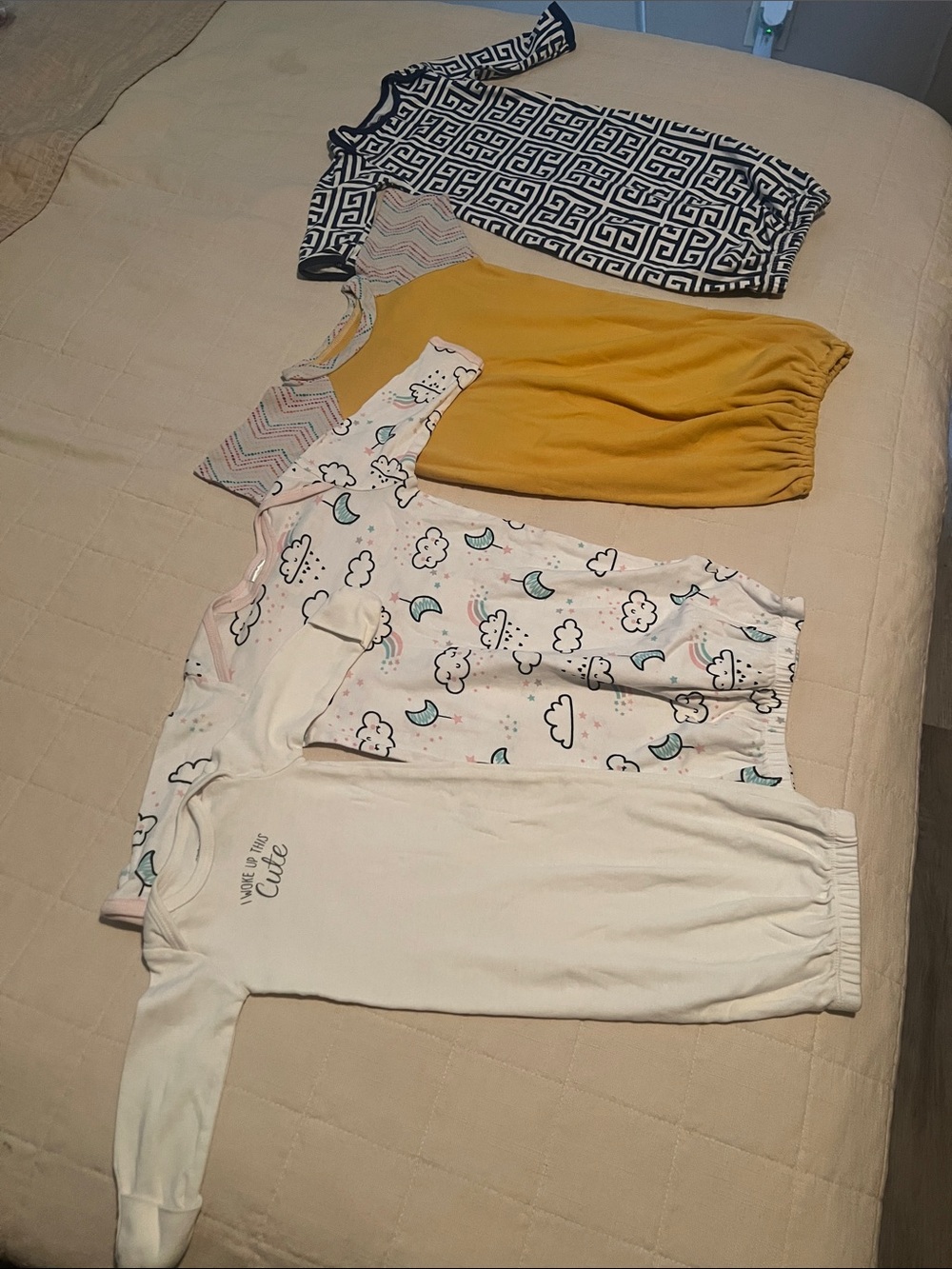 4- PIECE BABY SLEEP GOWN BUNDLE SET NEWBORN +